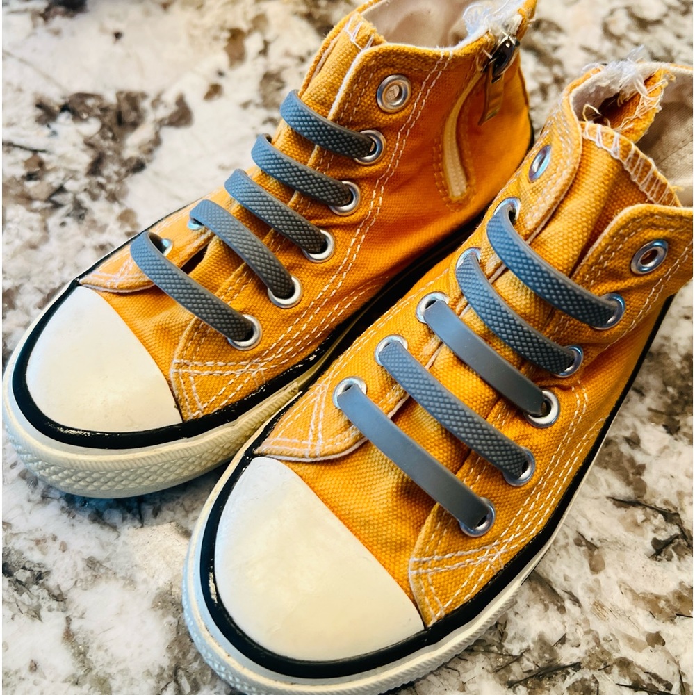 Kids shoes, Size 12, NEW, Zipper on side, laces come separate, easy to put on